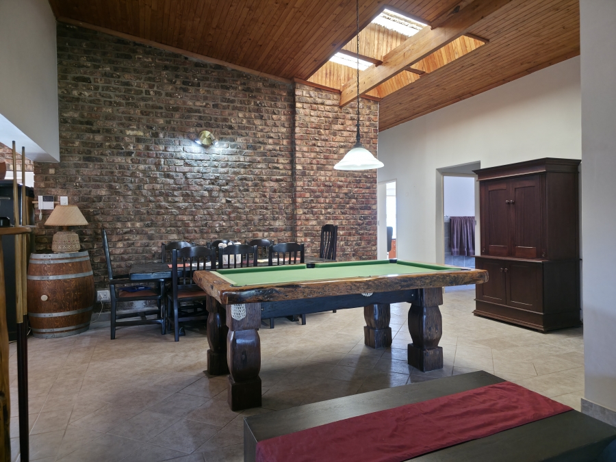 4 Bedroom Property for Sale in Noorsekloof Eastern Cape